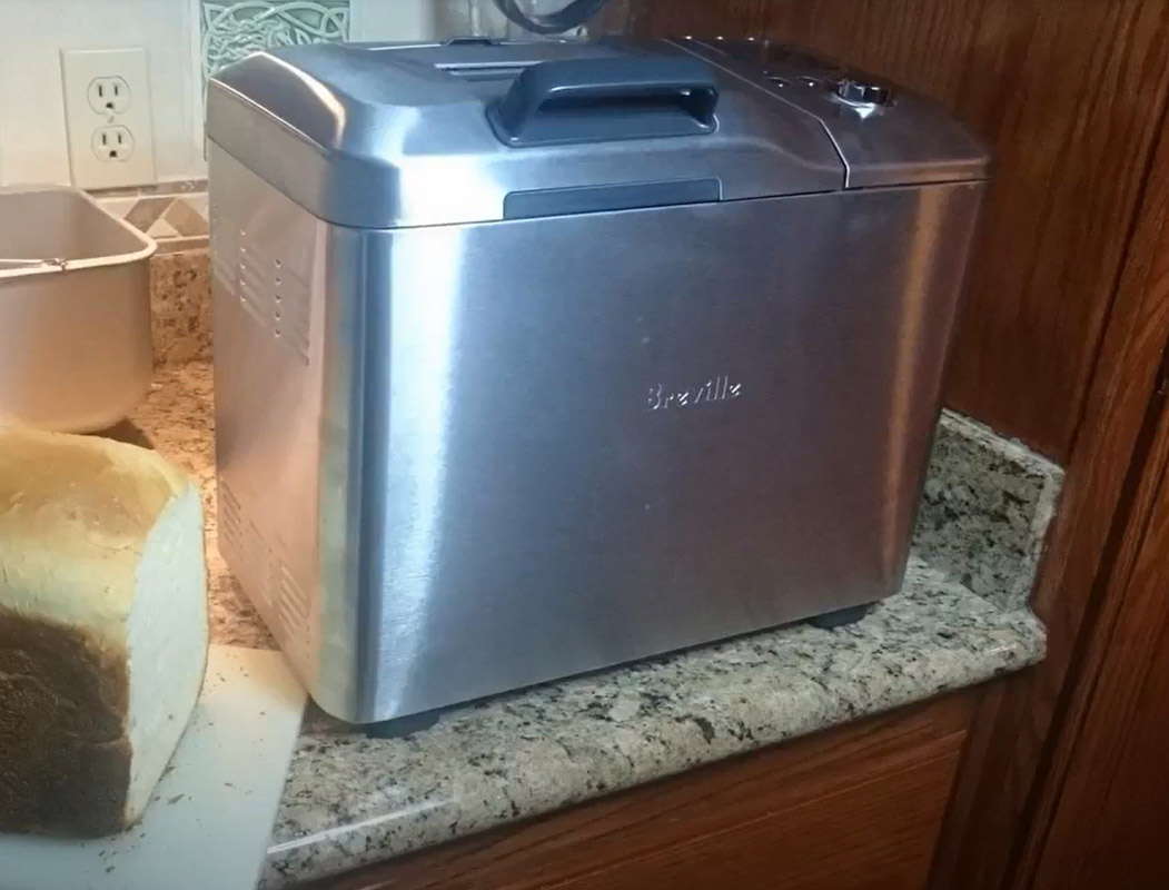 Reviewing Breville Custom Loaf Pro Bread Maker in person